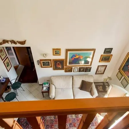Mari House Apartamento *